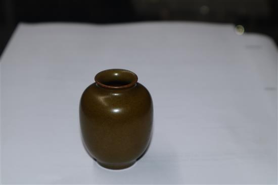 A Chinese miniature tea dust glazed jar H.5.5cm